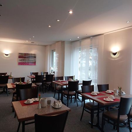 Hotel Zimmermann Filderstadt Bagian luar foto
