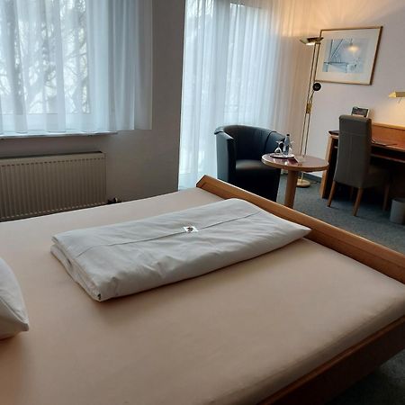 Hotel Zimmermann Filderstadt Bagian luar foto