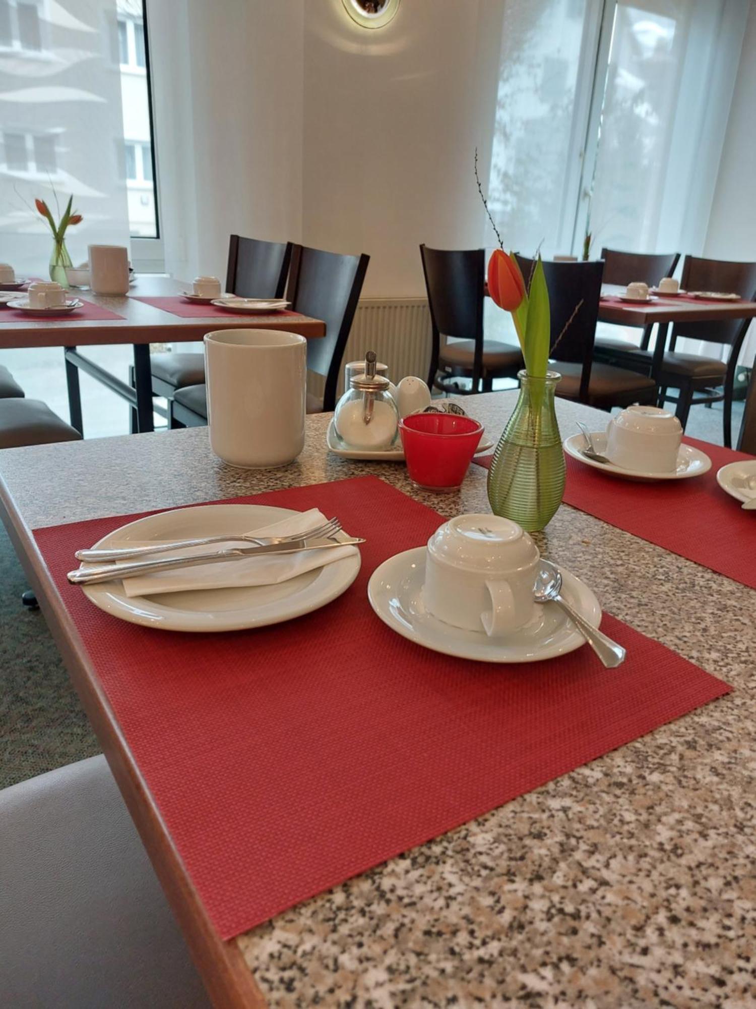 Hotel Zimmermann Filderstadt Bagian luar foto