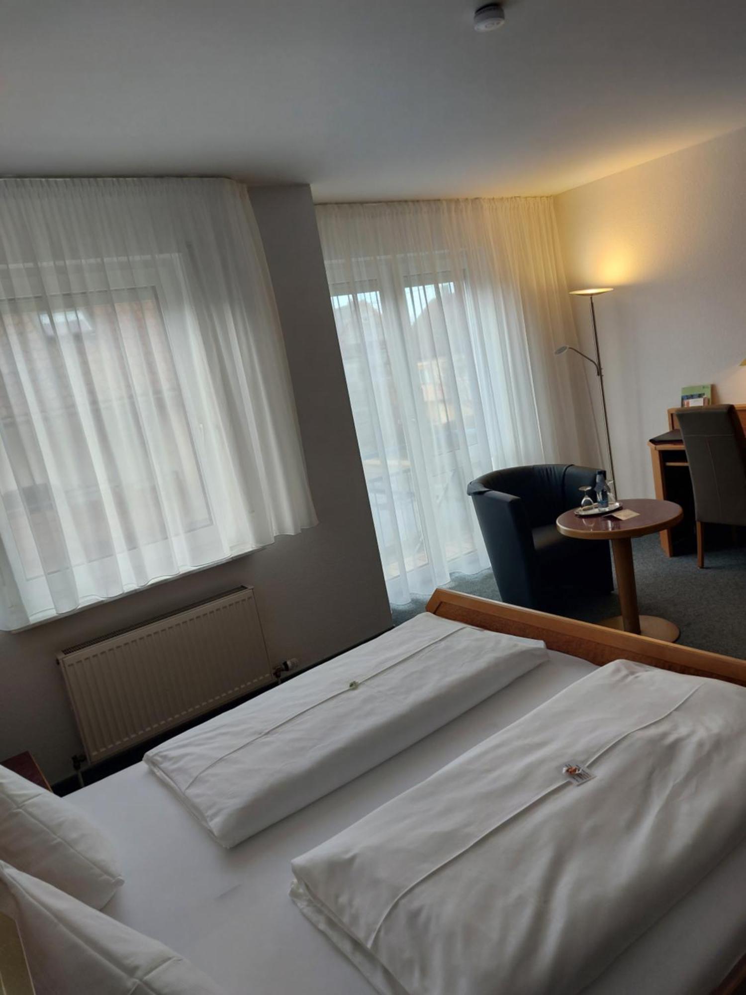 Hotel Zimmermann Filderstadt Bagian luar foto